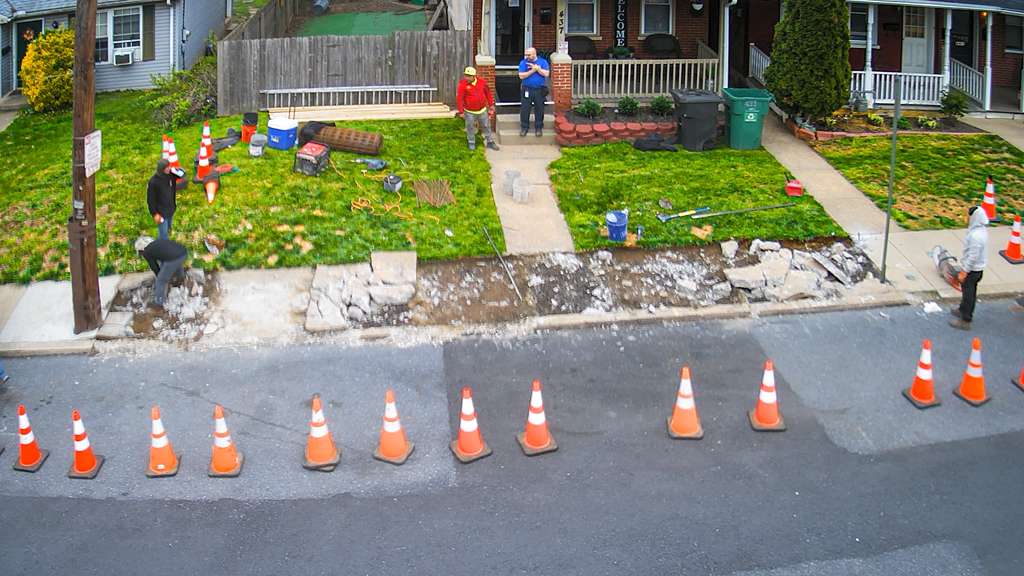 Concrete Sidewalk Pour